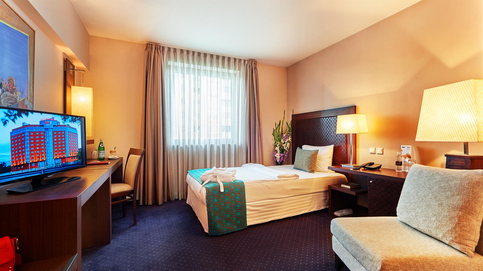 Metropolitan Hotel Sofia, A Member Of Radisson Individuals Exterior photo