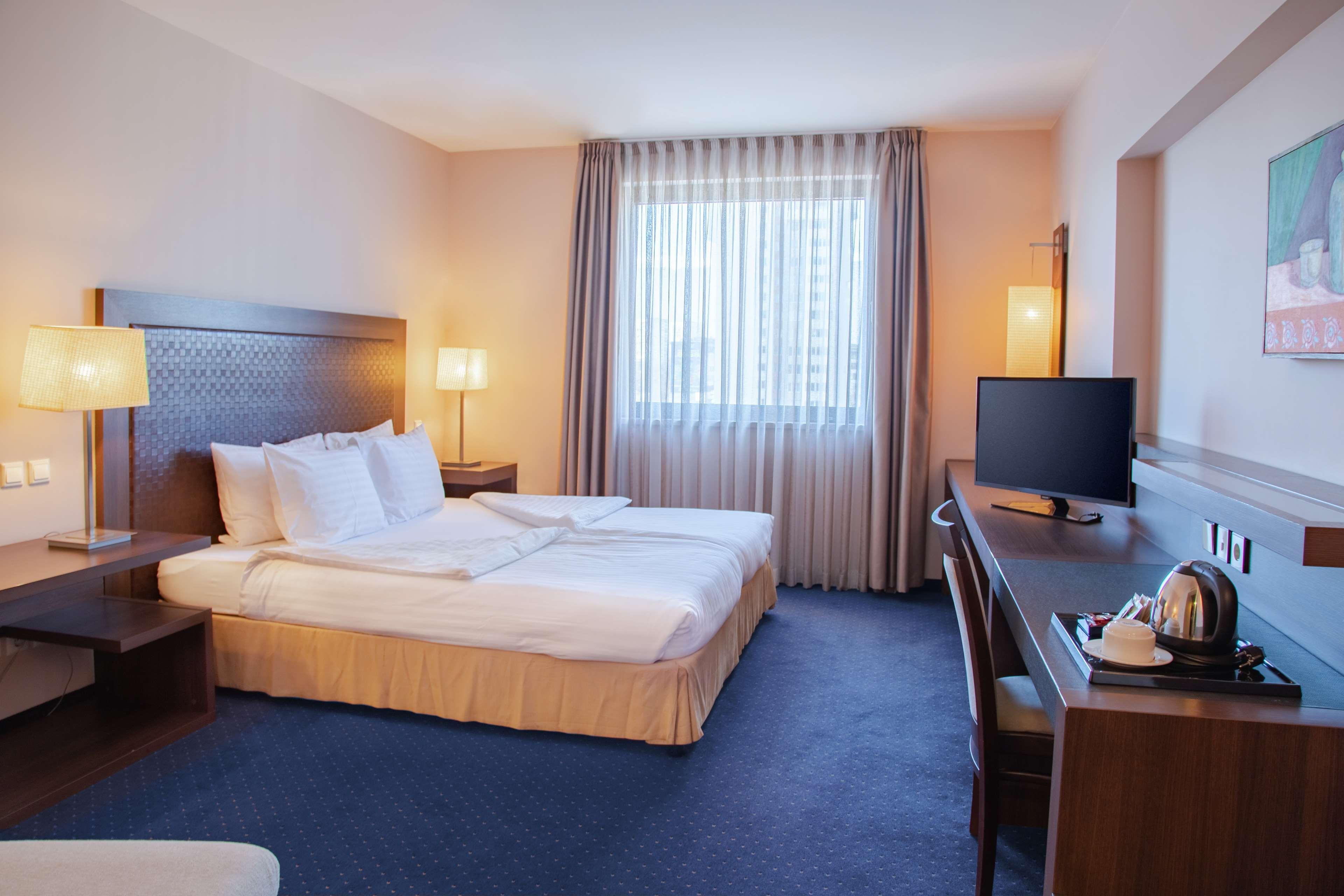 Metropolitan Hotel Sofia, A Member Of Radisson Individuals Exterior photo